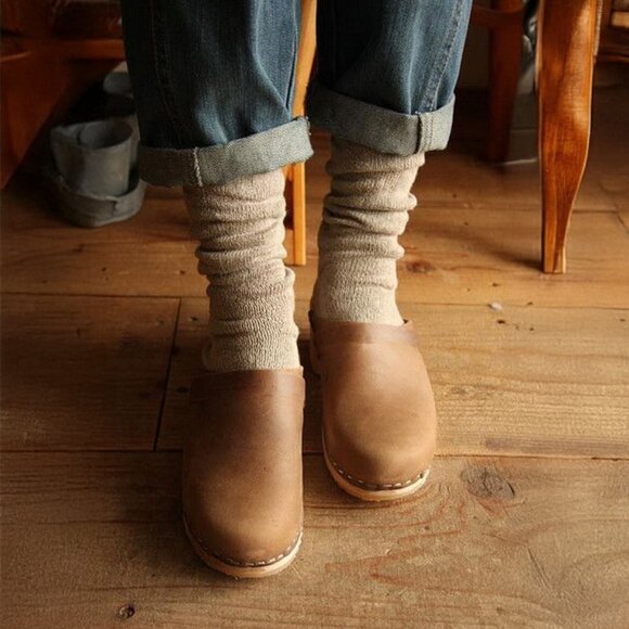 UGG Women's Distressed Size 8 Suede Clog Wood heeled_Size 9 - Picture 6 of 6